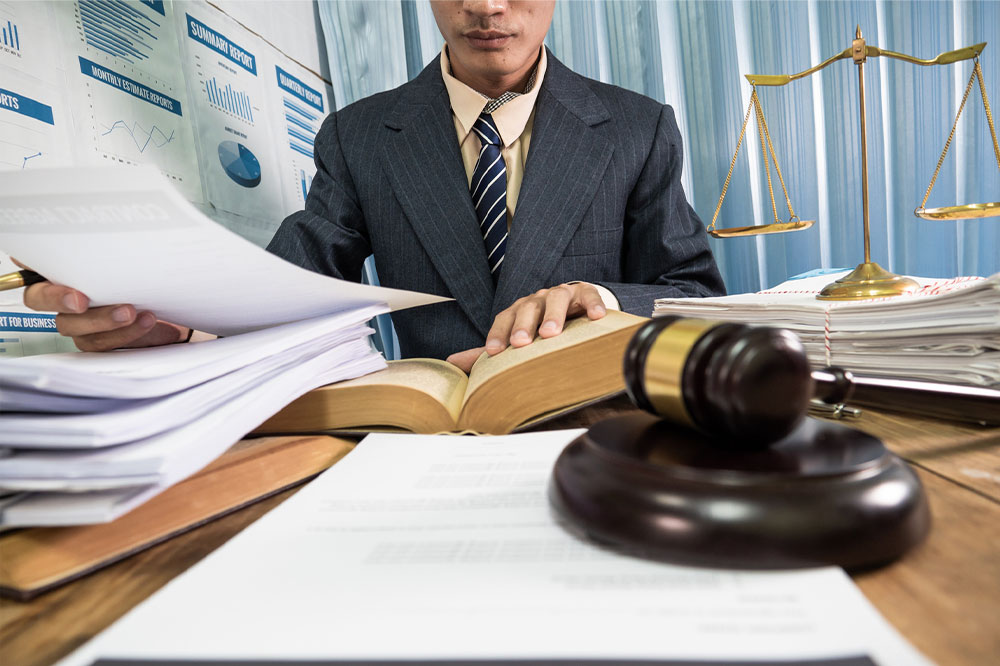 6 helpful services provided by lawyers