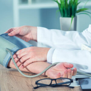 4 common mistakes made when measuring blood pressure